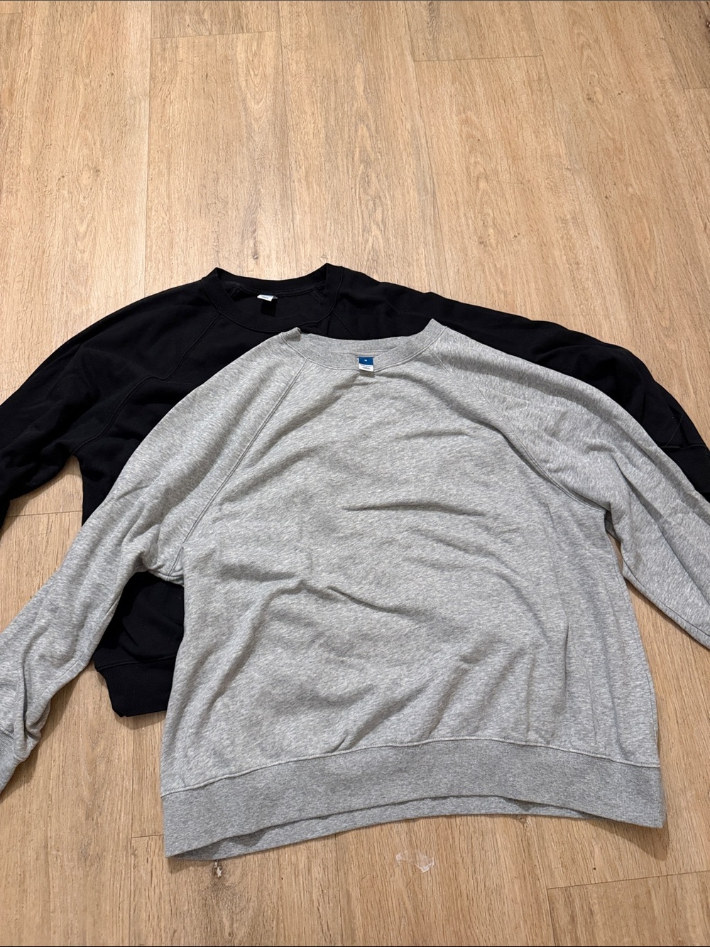2 Old Navy Women's Scoop Crewneck Sweater - Gray & Black